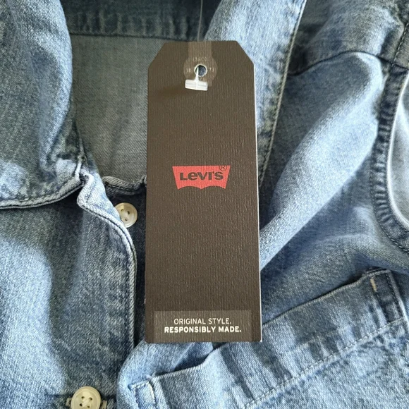 ✨️HP✨️ Levi's Rumi Cotton Denim Shirt - NWT - Picture 7 of 13